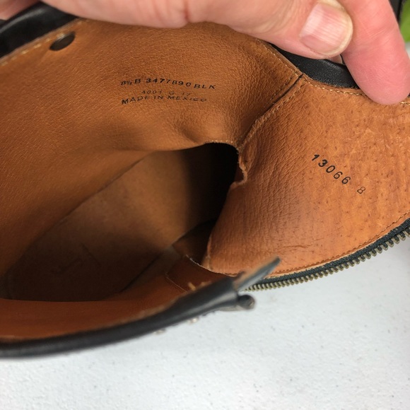 Frye Melissa stud short boots black size 8.5 (A16) - Picture 7 of 8